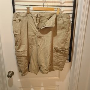 men wrangler cargo shorts